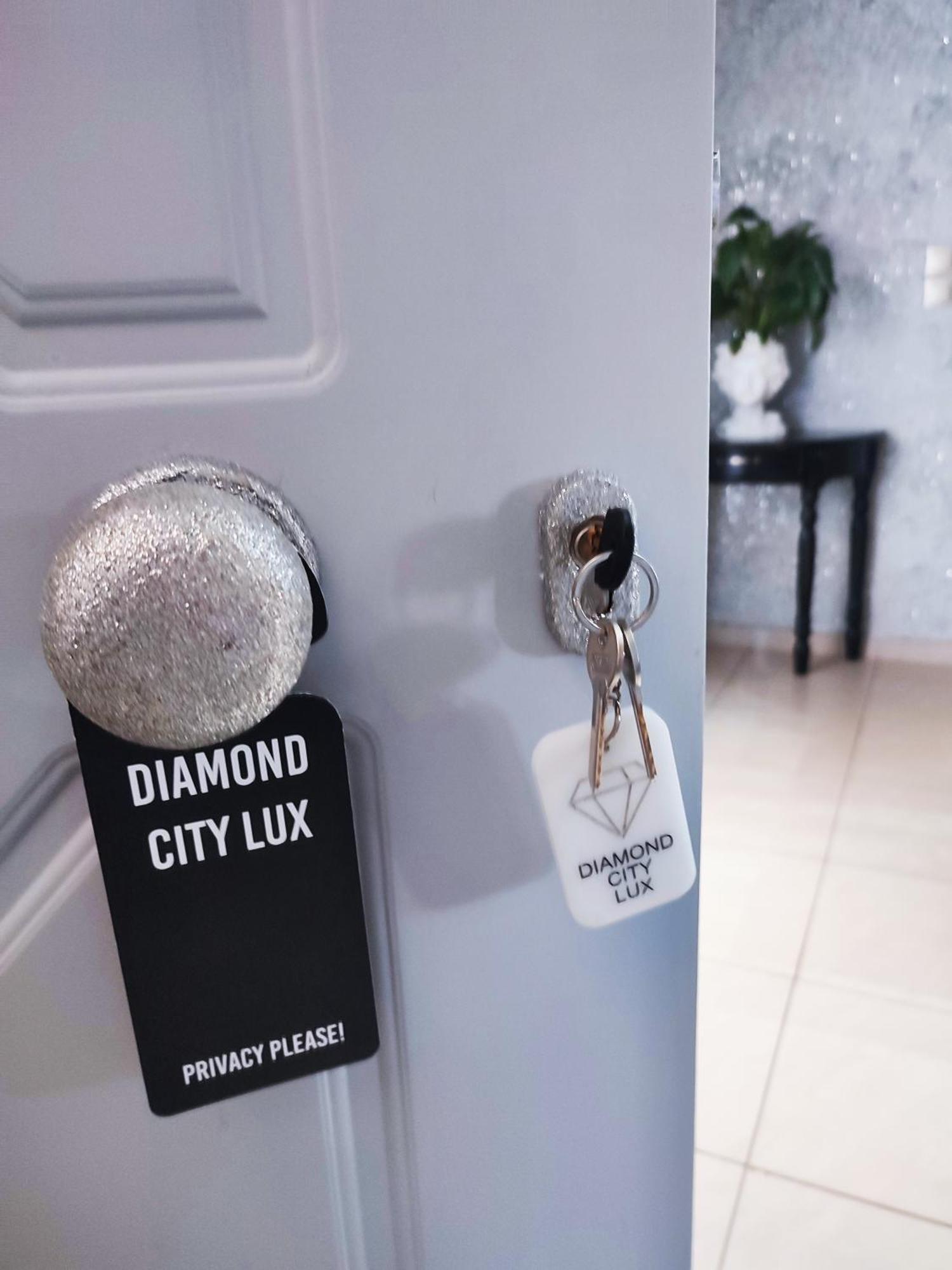 Diamond City Lux Apartment Аргостолион Экстерьер фото